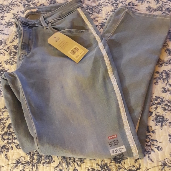 Levis classic mis rise skinny jeans - Picture 9 of 9